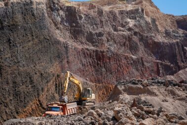 پوکه معدنی از کجا بخریم؟