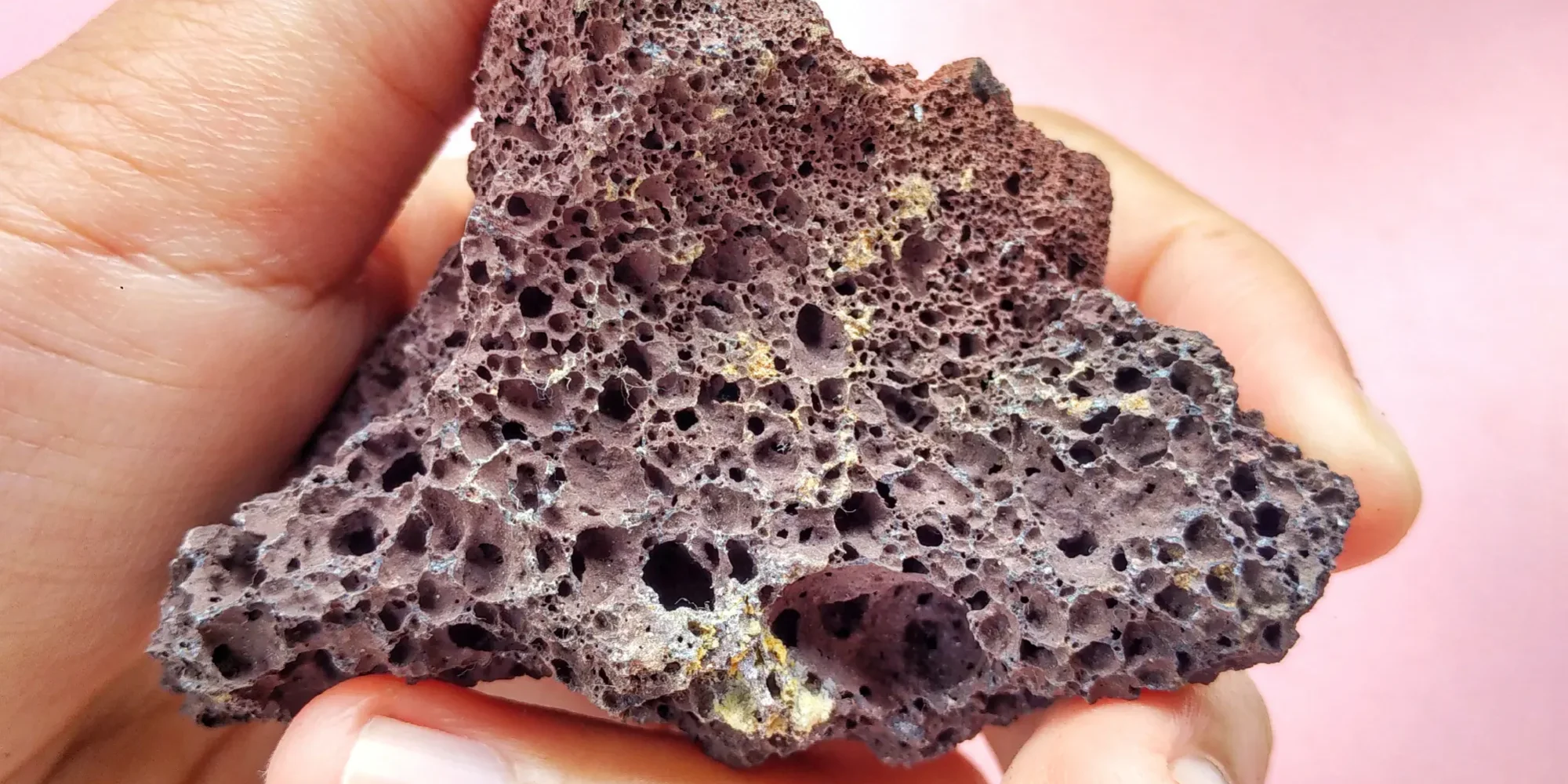 پوکه معدنی جزو کدام دسته سنگ ها است؟ پوکه معدنی جزو کدام دسته سنگ ها است؟